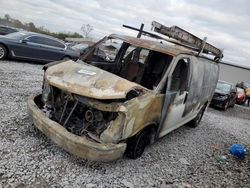 Camiones salvage a la venta en subasta: 2010 Chevrolet Express G2500