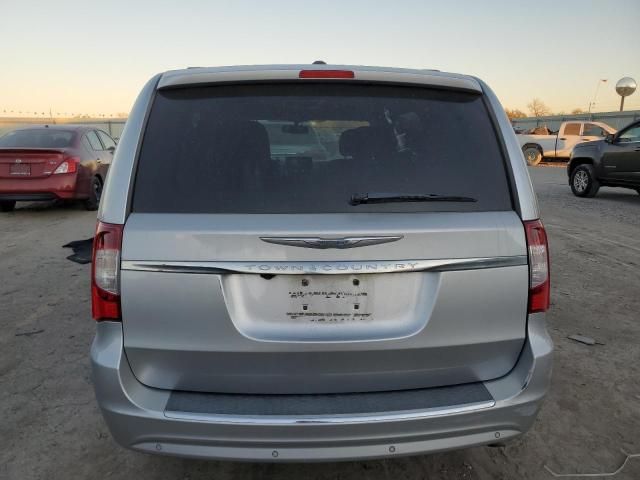 2012 Chrysler Town & Country Touring