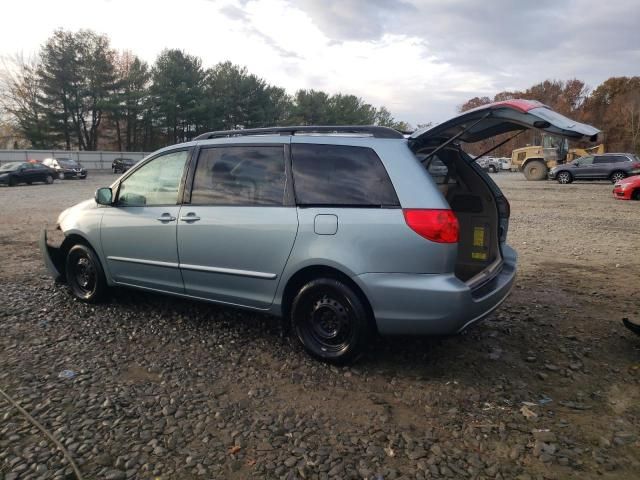 2009 Toyota Sienna CE