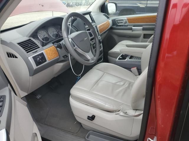 2008 Chrysler Town & Country Limited