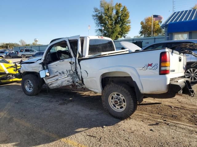 2004 GMC Sierra K2500 Heavy Duty