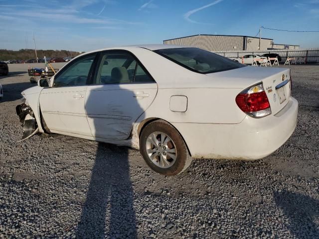 2005 Toyota Camry LE