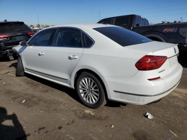 2016 Volkswagen Passat SE