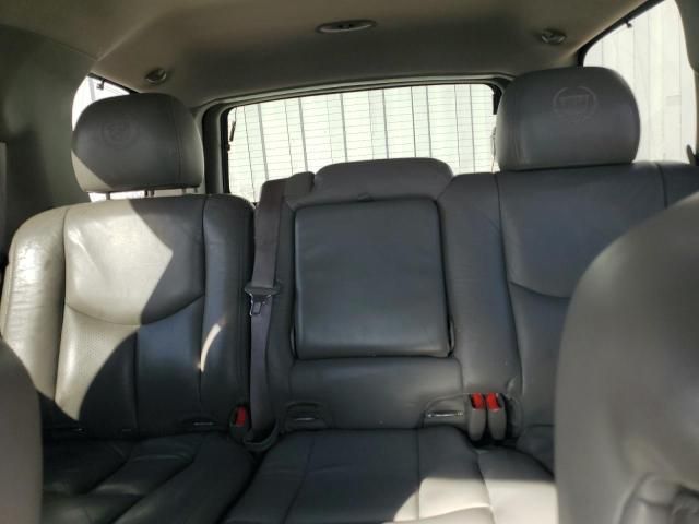 2005 Cadillac Escalade Luxury