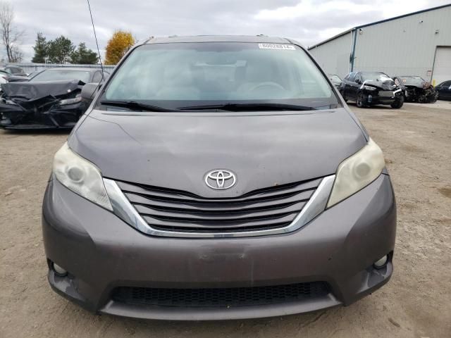 2012 Toyota Sienna XLE