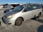 2004 Toyota Sienna CE