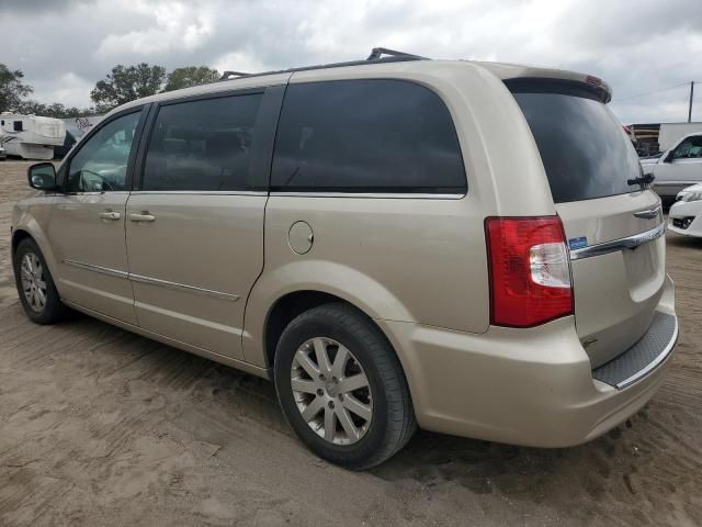 2013 Chrysler Town & Country Touring