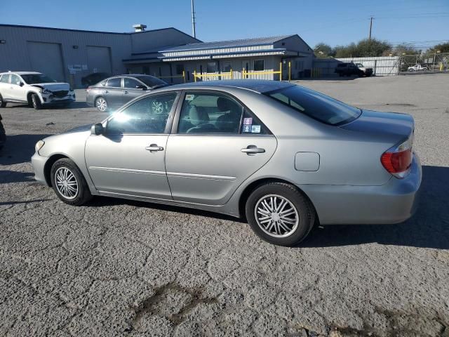 2005 Toyota Camry LE