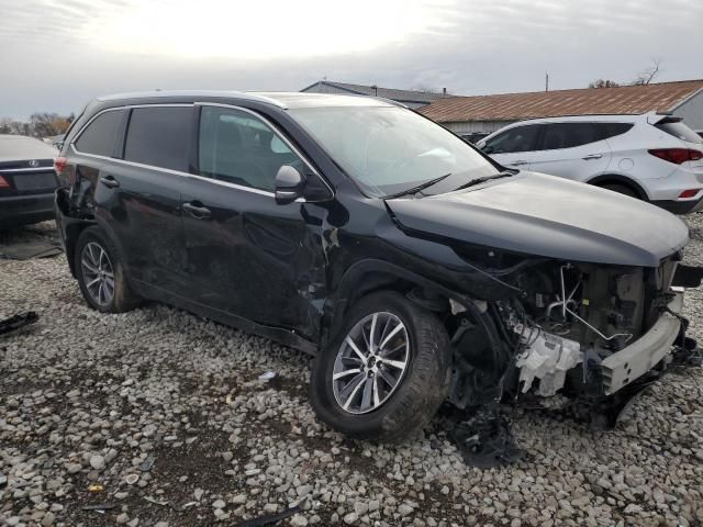 2018 Toyota Highlander SE