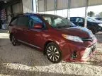 2020 Toyota Sienna XLE