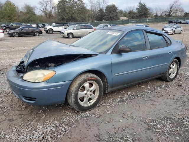 2005 Ford Taurus SE