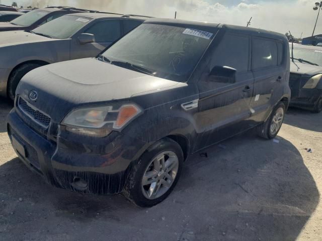 2011 KIA Soul +