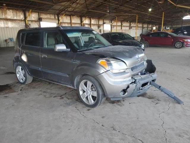 2010 KIA Soul +