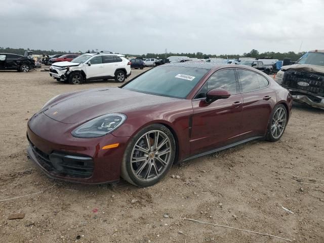 2022 Porsche Panamera Base