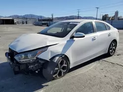 KIA Vehiculos salvage en venta: 2019 KIA Forte FE