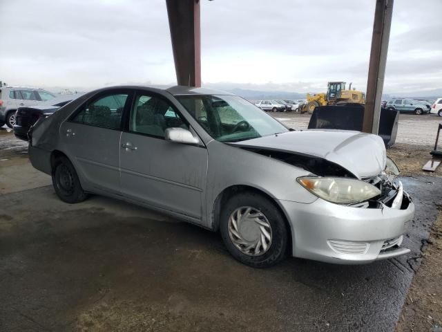 2005 Toyota Camry LE