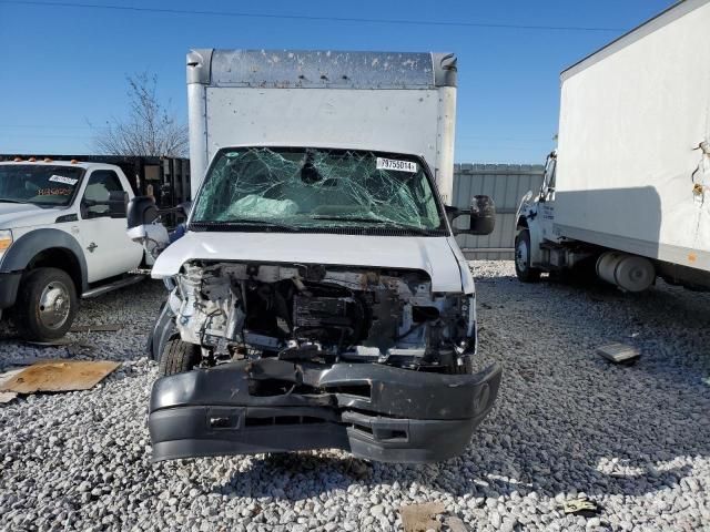 2023 Ford Econoline E350 Super Duty Cutaway Van