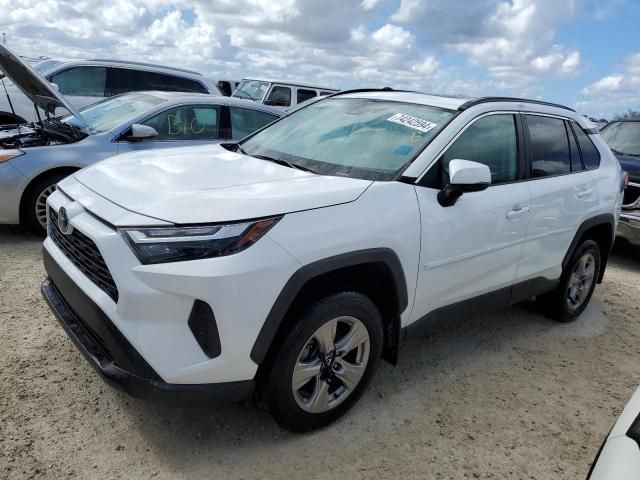 2022 Toyota Rav4 XLE