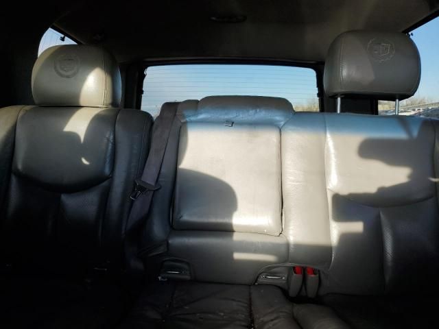 2003 Cadillac Escalade Luxury