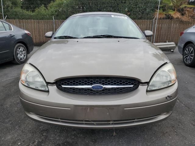 2002 Ford Taurus SE