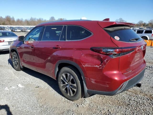 2021 Toyota Highlander Hybrid XLE