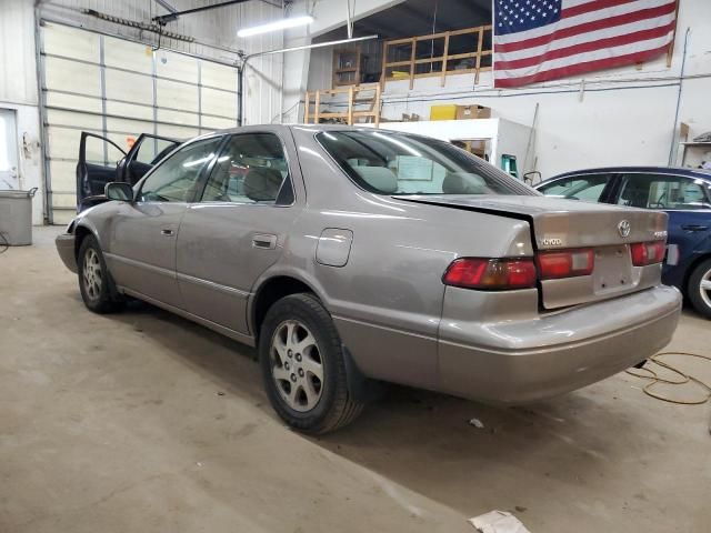 1999 Toyota Camry LE