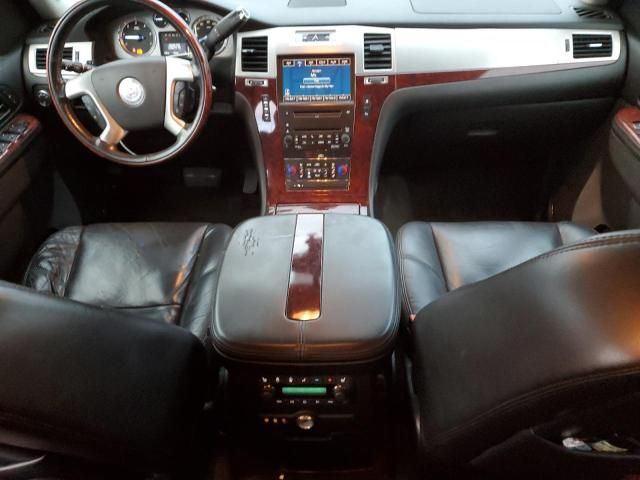 2010 Cadillac Escalade Luxury