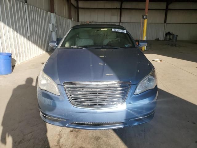 2011 Chrysler 200 Touring