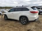 2017 Toyota Highlander SE