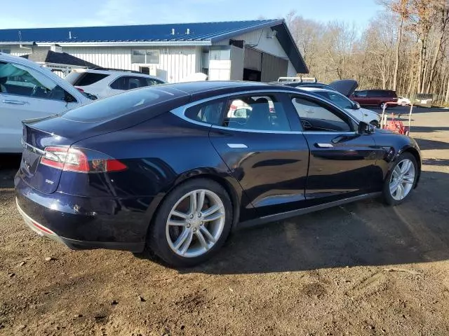 2015 Tesla Model S 85D