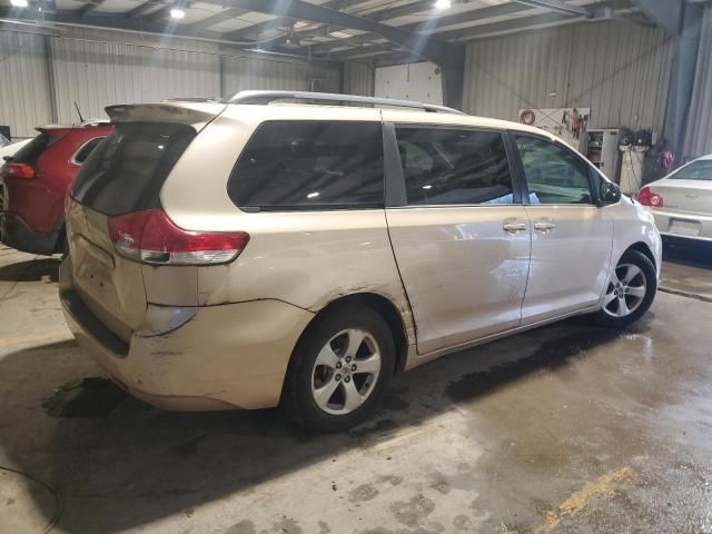 2012 Toyota Sienna LE