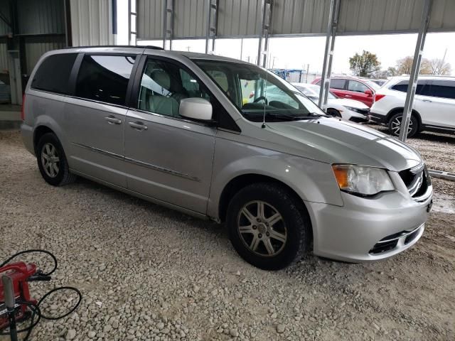 2012 Chrysler Town & Country Touring L