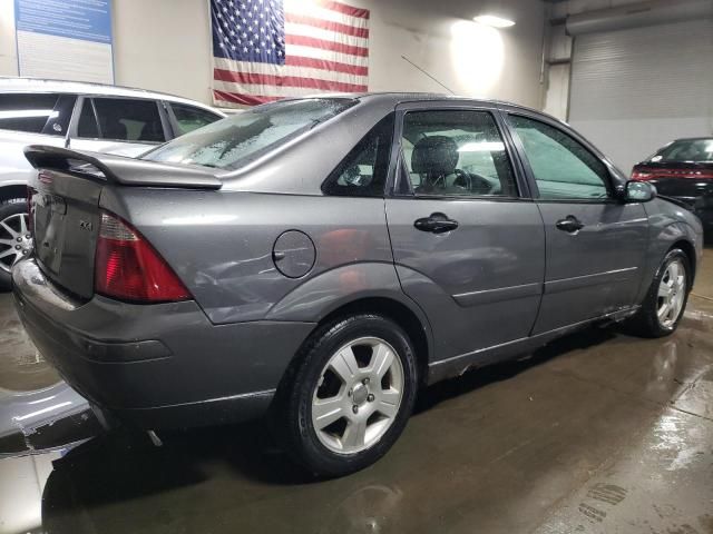 2005 Ford Focus ZX4