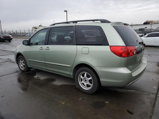 2010 Toyota Sienna CE