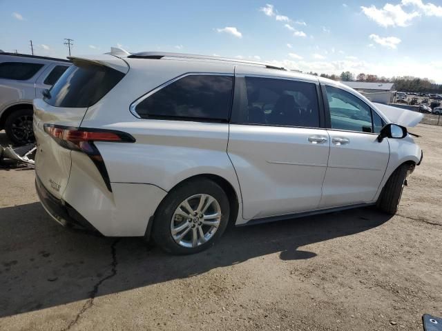 2023 Toyota Sienna Limited