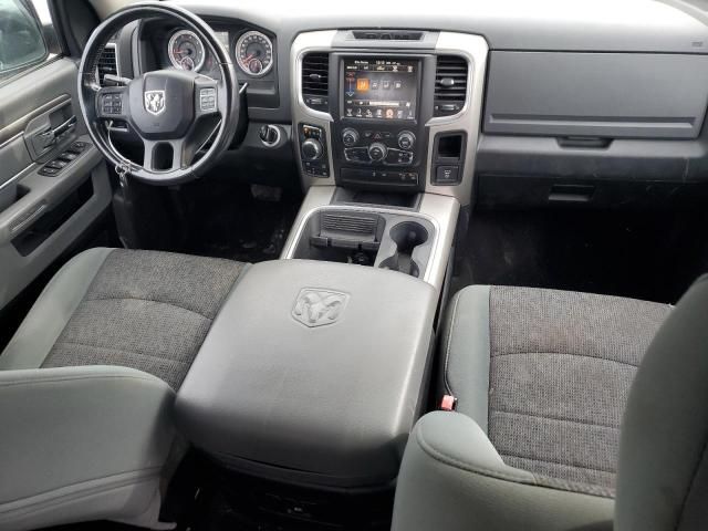 2015 Dodge RAM 1500 SLT