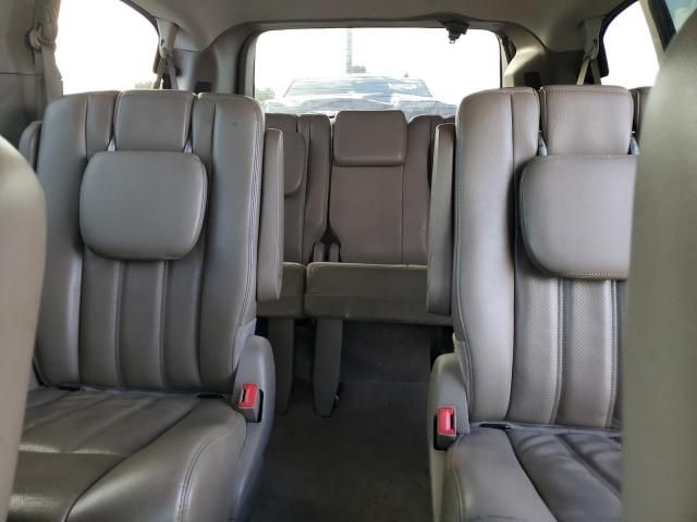 2012 Chrysler Town & Country Touring