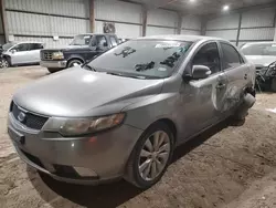 KIA Vehiculos salvage en venta: 2010 KIA Forte SX