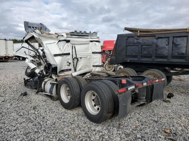 2014 Volvo VN VNL