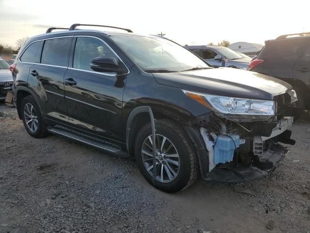 2018 Toyota Highlander SE