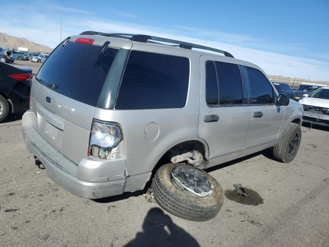 2004 Ford Explorer XLT