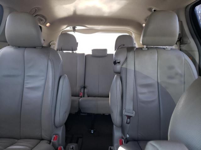 2014 Toyota Sienna XLE