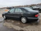 2000 Mercedes-Benz E 320