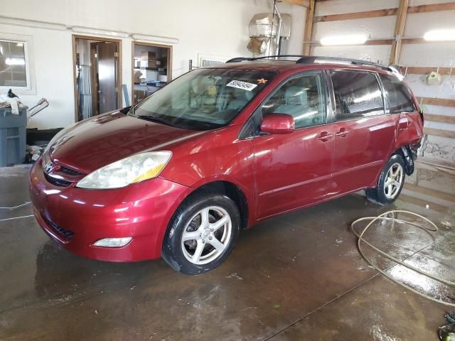 2006 Toyota Sienna XLE