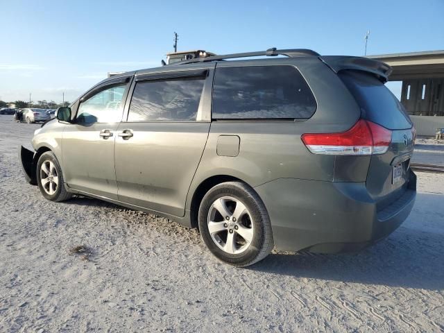 2012 Toyota Sienna LE