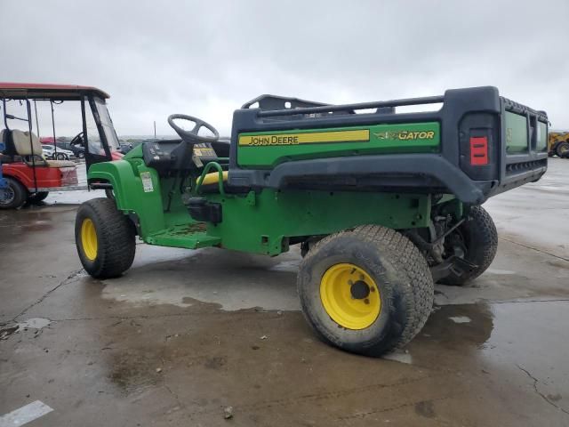 2016 John Deere Gator