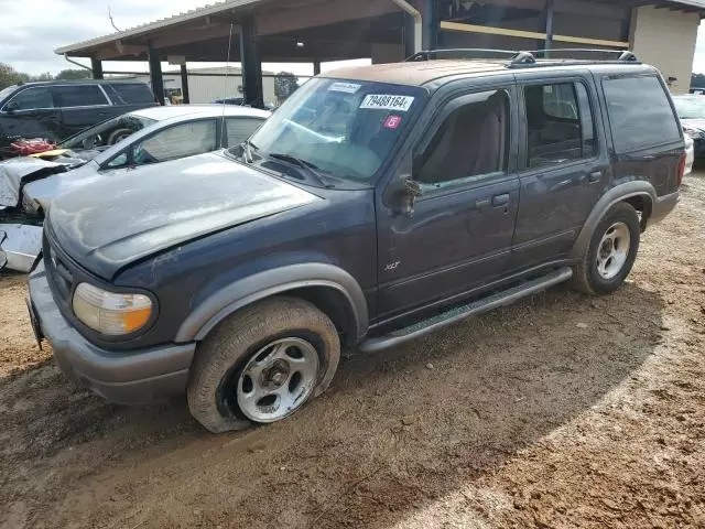 2000 Ford Explorer XLT