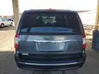 2015 Chrysler Town & Country Touring L