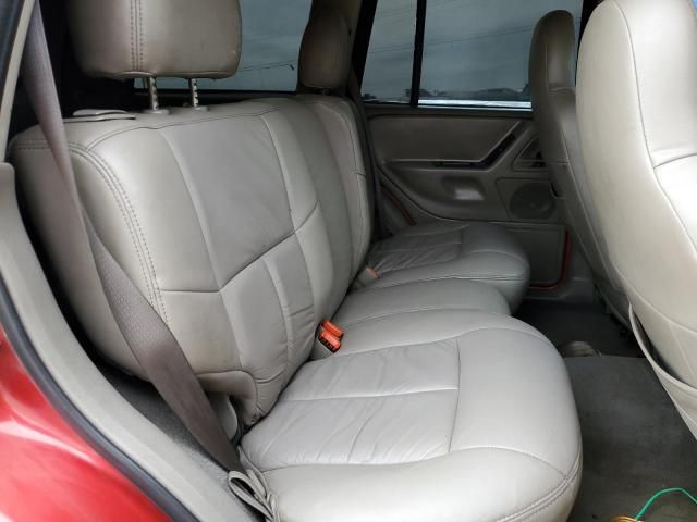 2004 Jeep Grand Cherokee Laredo