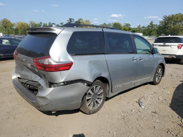 2020 Toyota Sienna XLE